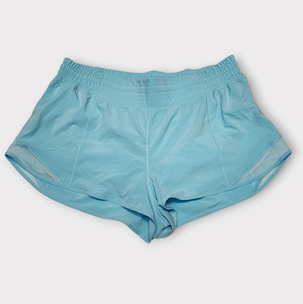 Size 14 - Lululemon Hotty Hot High-Rise Lined Short 2.5"